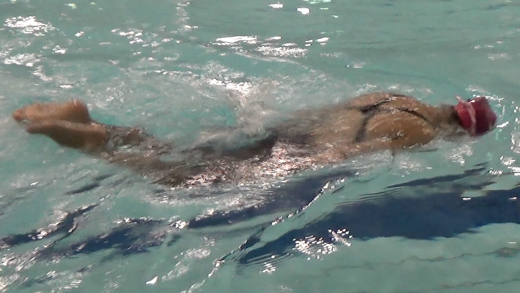 子供のバタフライ ドルフィンキックの教え方 泳ぎ方 初級者向け Swimming Jp